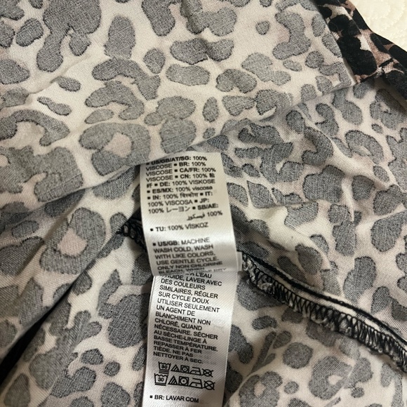 Women's Animal Print Front-Slit Midi Dress - Picture 5 of 6